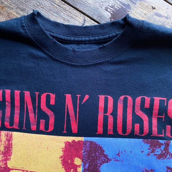 Guns N Roses Oversized Distressed Retro Wash Use Your Illusion Rock Band Tee - Picture 4 of 4